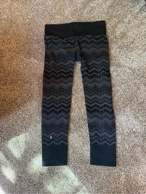 lululemon athletica Black Chevron Jacquard Leggings